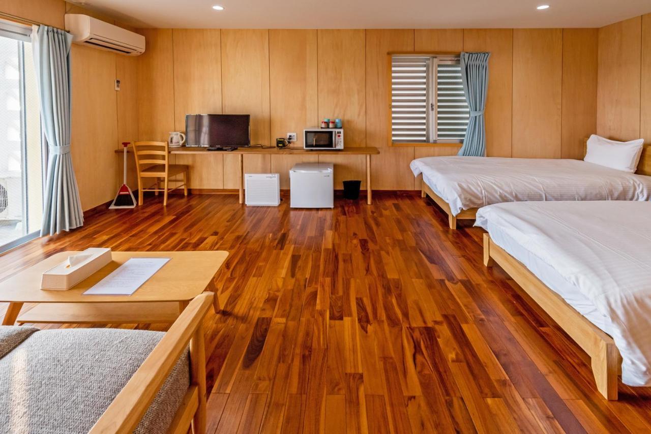 Guest House Kawamitsu Miyakojima  Exterior photo